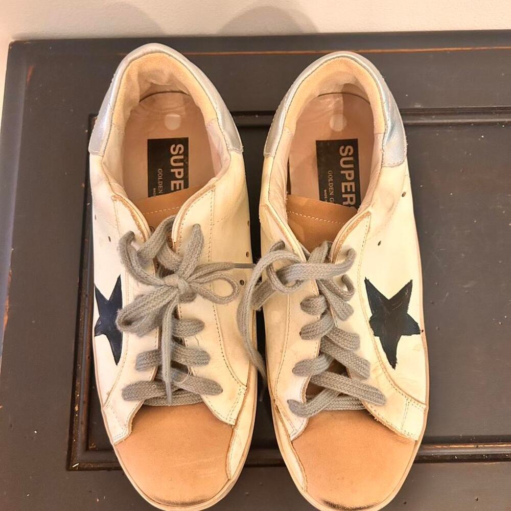 Size 8.5 Golden Goose Superstar
